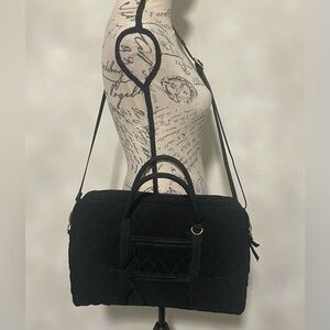 🍂 Vera Bradley Black Quilted microfiber laptop Handbag